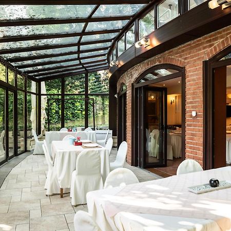 Hotel Bobbio Budapest Bagian luar foto
