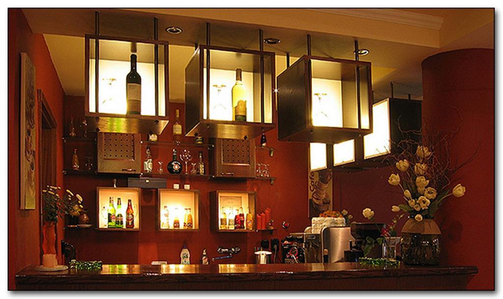 Hotel Bobbio Budapest Bagian luar foto